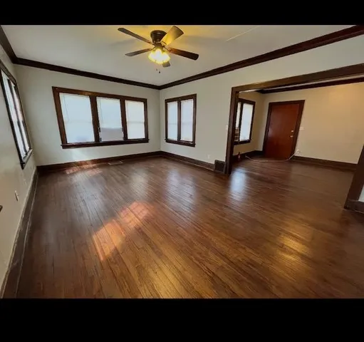 $200,000 | 829 Buckbee Street, Rockford, IL 61104