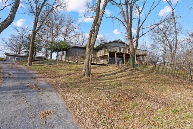 $395,000 | 5032 Highway 75, Independence, KS 67301