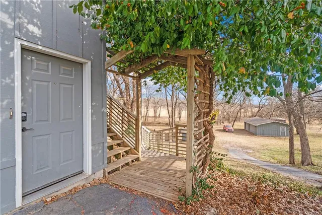 $415,000 | 5032 Highway 75, Independence, KS 67301