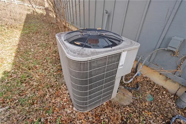 $395,000 | 5032 Highway 75, Independence, KS 67301