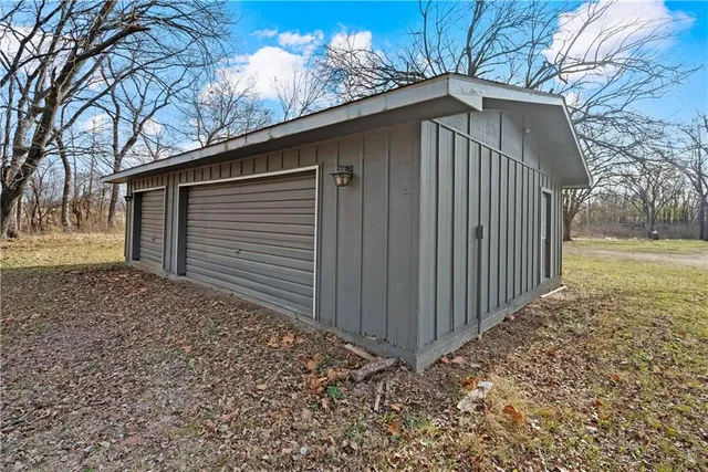 $415,000 | 5032 Highway 75, Independence, KS 67301