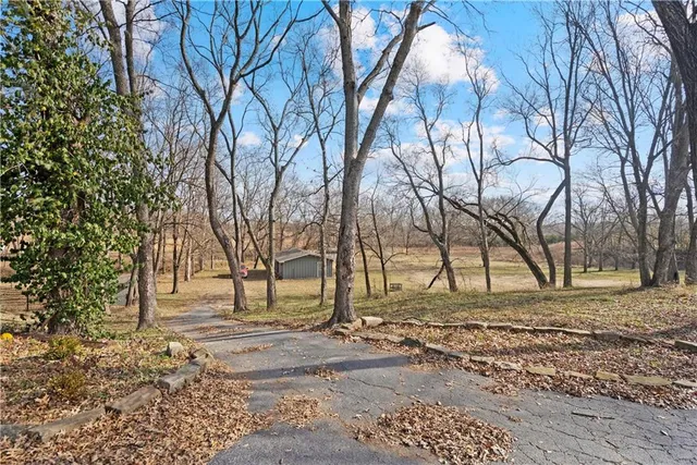 $415,000 | 5032 Highway 75, Independence, KS 67301