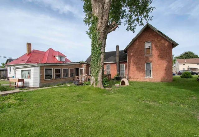 $90,000 | 504 McLean Street, Ligonier, IN 46767