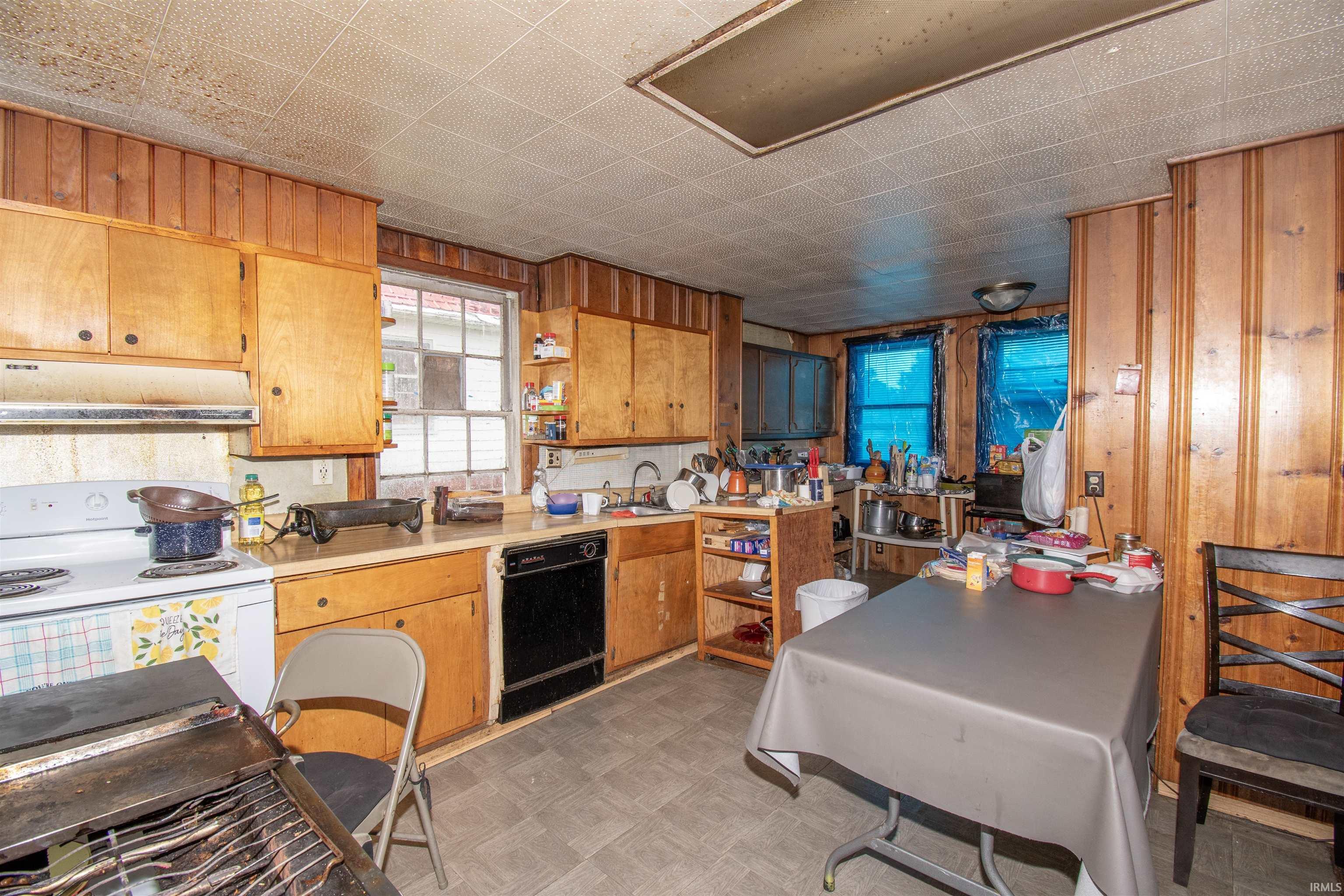 504 McLean Street Ligonier, IN 46767 - Photo 7 of 18