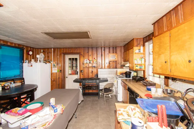 $90,000 | 504 McLean Street, Ligonier, IN 46767