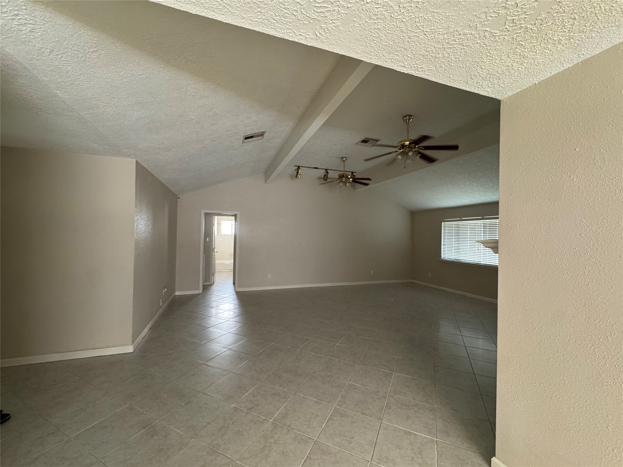 2519 Wheelwright Lane Friendswood, TX 77546 - Photo 6 of 11