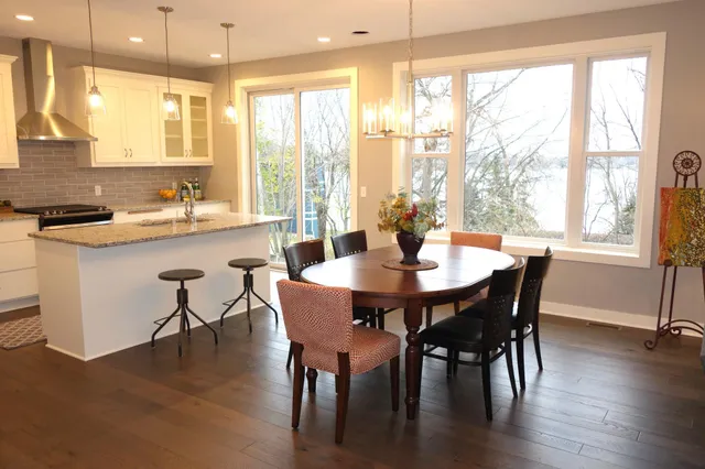 $858,900 | 550 Sunrise Drive, St. Paul, MN 55117