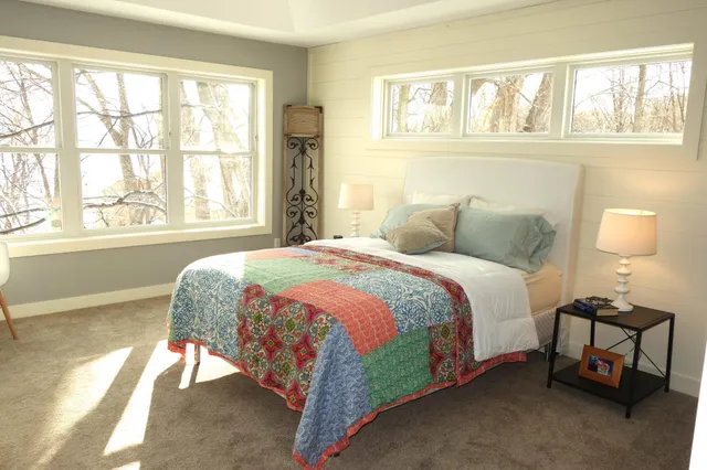 $858,900 | 550 Sunrise Drive, St. Paul, MN 55117