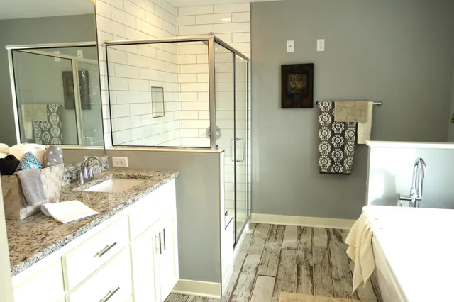 $858,900 | 550 Sunrise Drive, St. Paul, MN 55117