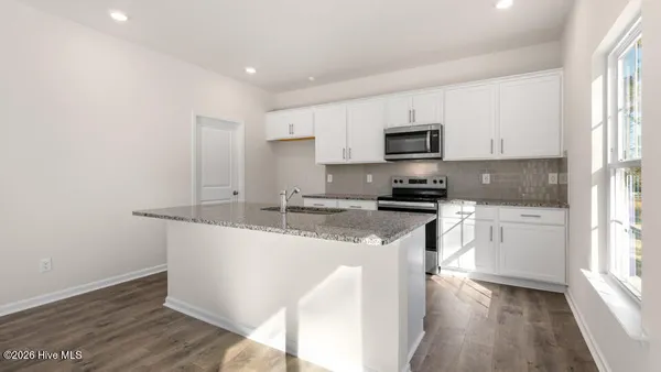 $379,940 | 3060 Platinum Circle, West End, NC 27376