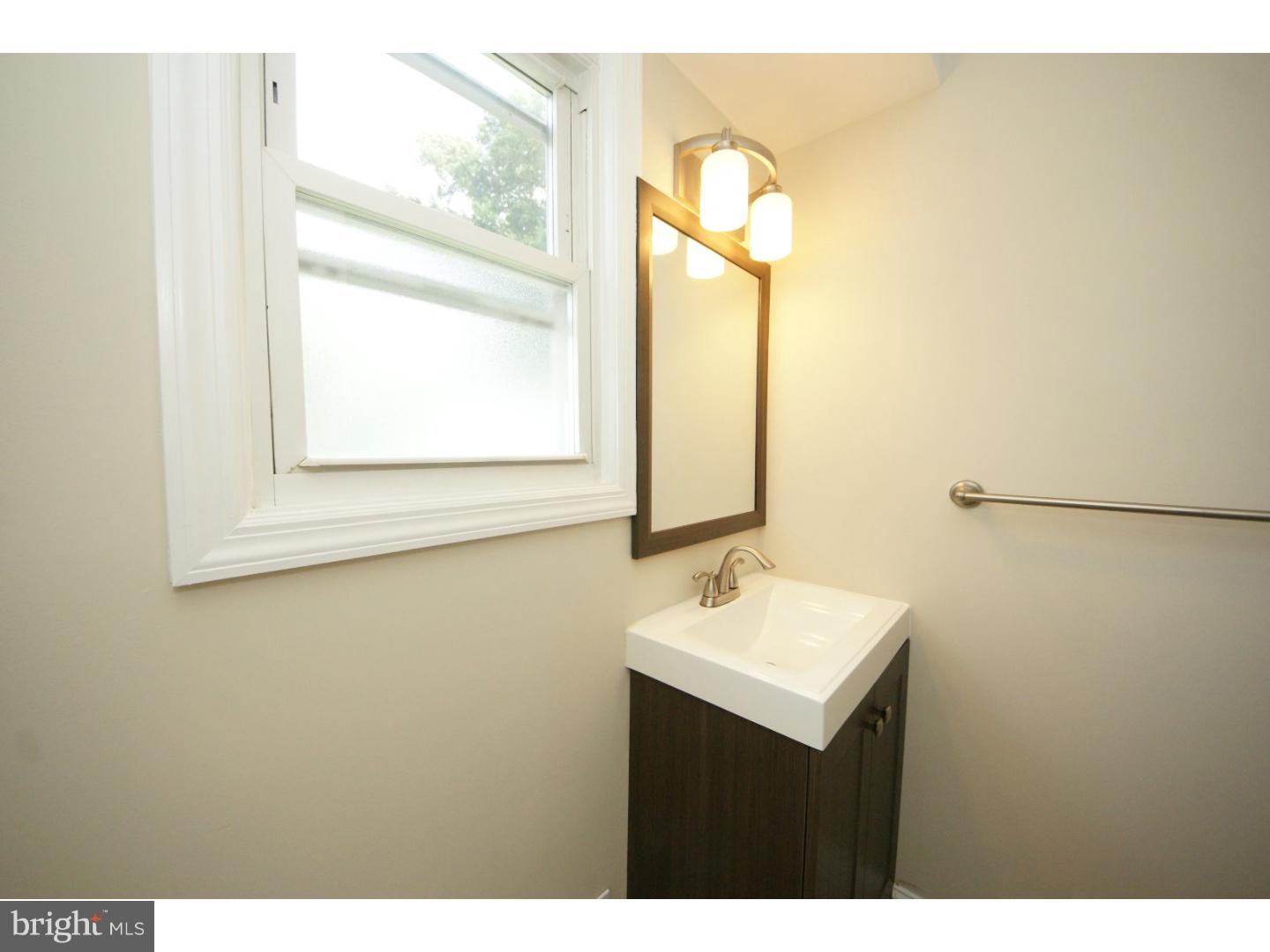 40 Claude Road Hamilton, NJ 08620 - Photo 14 of 25 Gallery Image 14