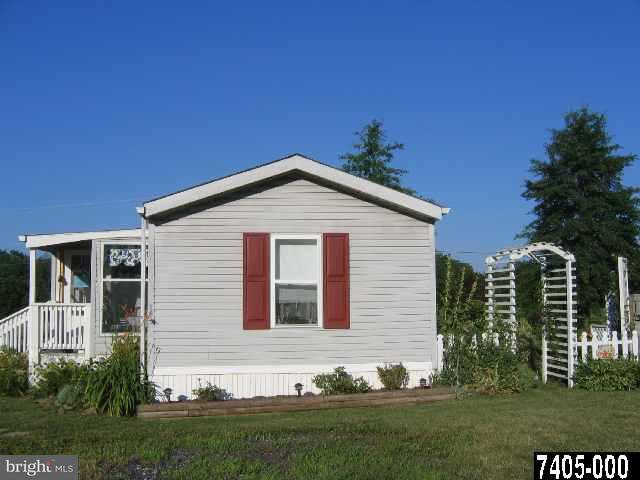 1760 Shrivers Corner Road, Unit 181 Gettysburg, PA 17325 - Photo 5 of 7 Gallery Image 5