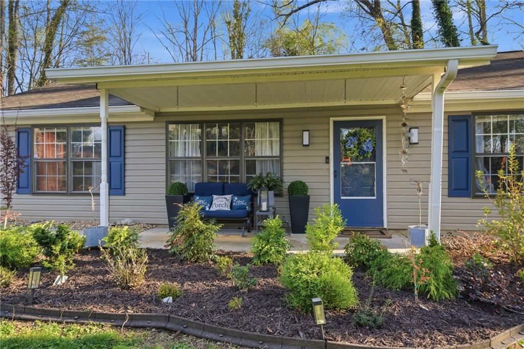 6117 Cardinal Drive Gainesville, GA 30506 - Photo 2 of 36