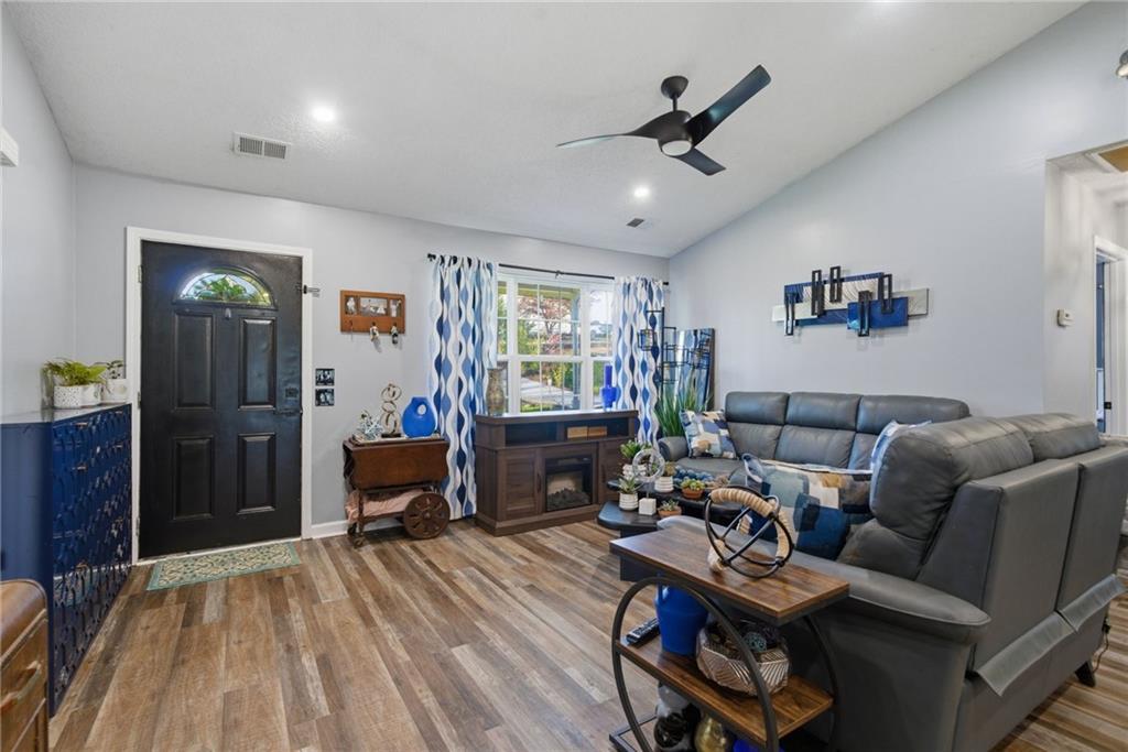 6117 Cardinal Drive Gainesville, GA 30506 - Photo 5 of 36