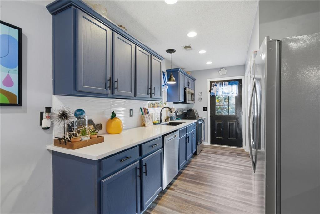 6117 Cardinal Drive Gainesville, GA 30506 - Photo 9 of 36