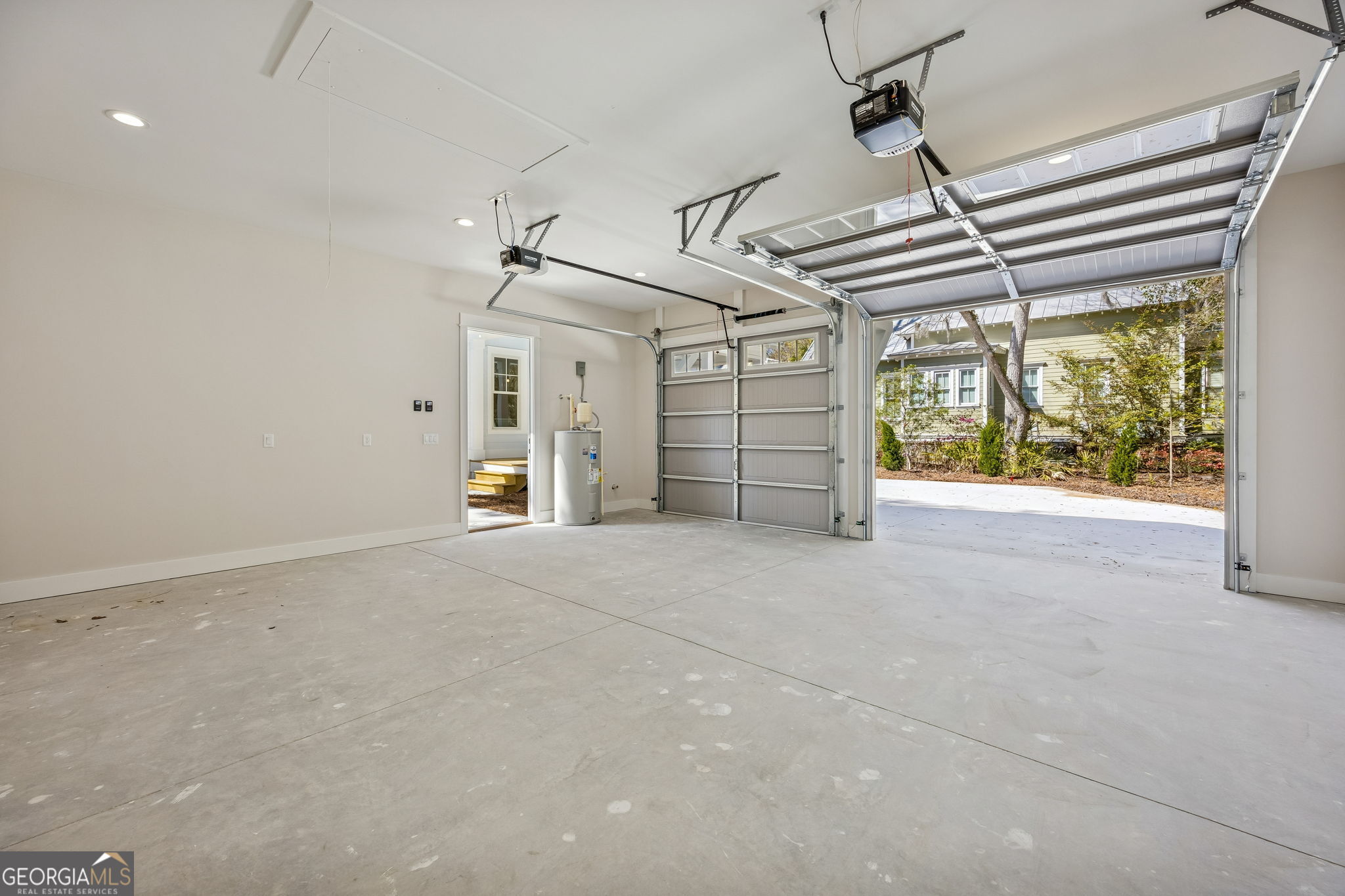 308 Anchor Way St. Marys, GA 31558 - Photo 51 of 55 a view of a livingroom with furniture and a window