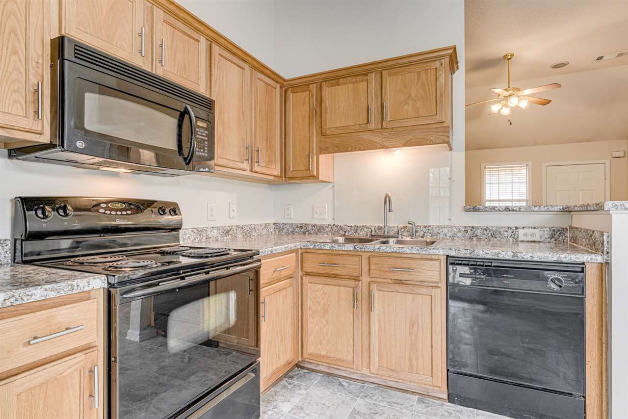 10126 Cameron Ridge Trail Memphis, TN 38016 - Photo 7 of 19 Gallery Image 7