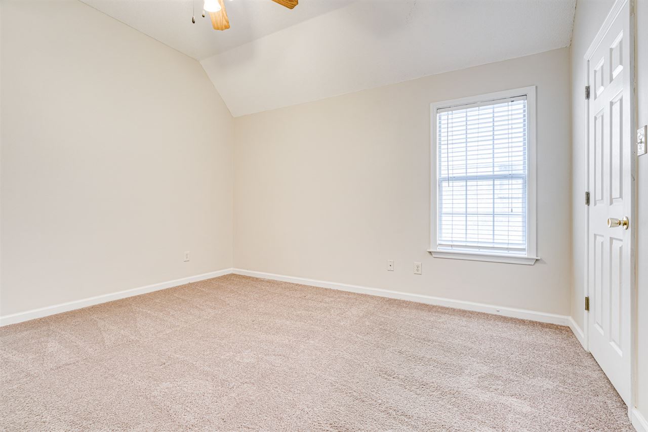 10126 Cameron Ridge Trail Memphis, TN 38016 - Photo 9 of 19 Gallery Image 9