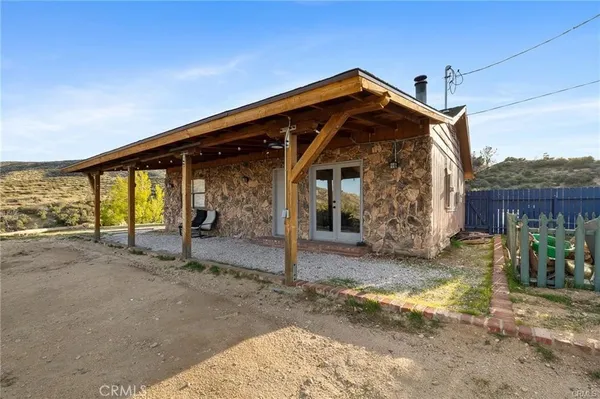 $370,000 | 46417 Kings Canyon Road, Lancaster, CA 93536
