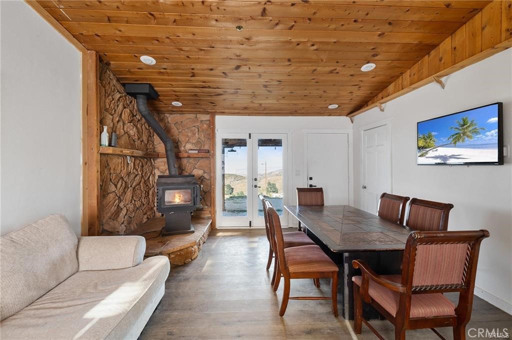 46417 Kings Canyon Road Lancaster, CA 93536 - Photo 2 of 28
