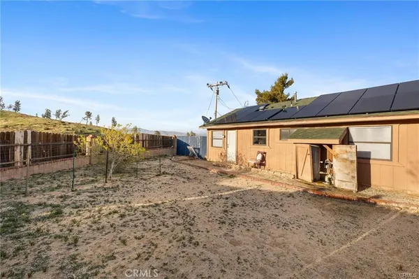 $370,000 | 46417 Kings Canyon Road, Lancaster, CA 93536