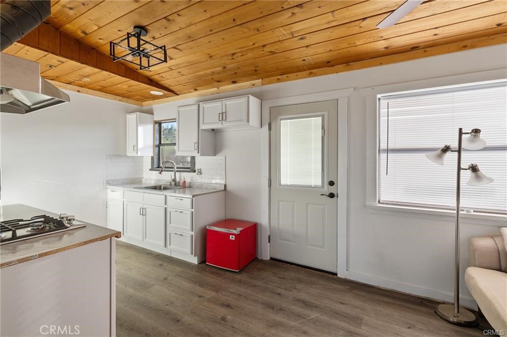 46417 Kings Canyon Road Lancaster, CA 93536 - Photo 6 of 28
