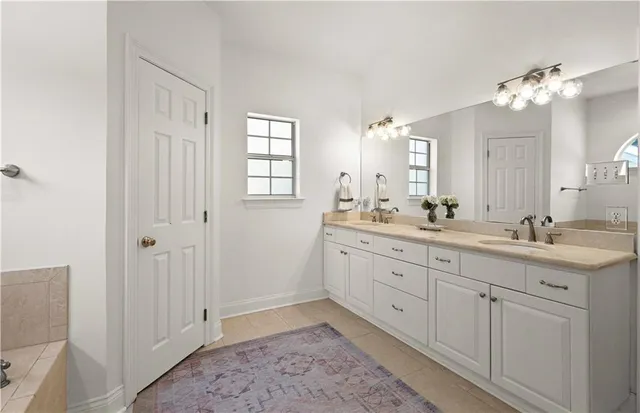 $845,000 | 1015 South Louisiana Street, Covington, LA 70433