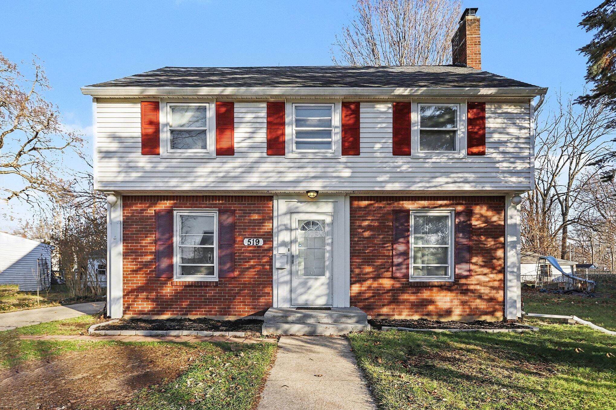 519 North Main Street Three Rivers, MI 49093 - Photo 2 of 20 004_file_2164