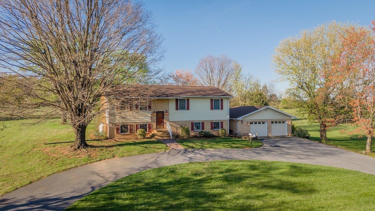 WELCOME TO 1341 SMITHLAND R