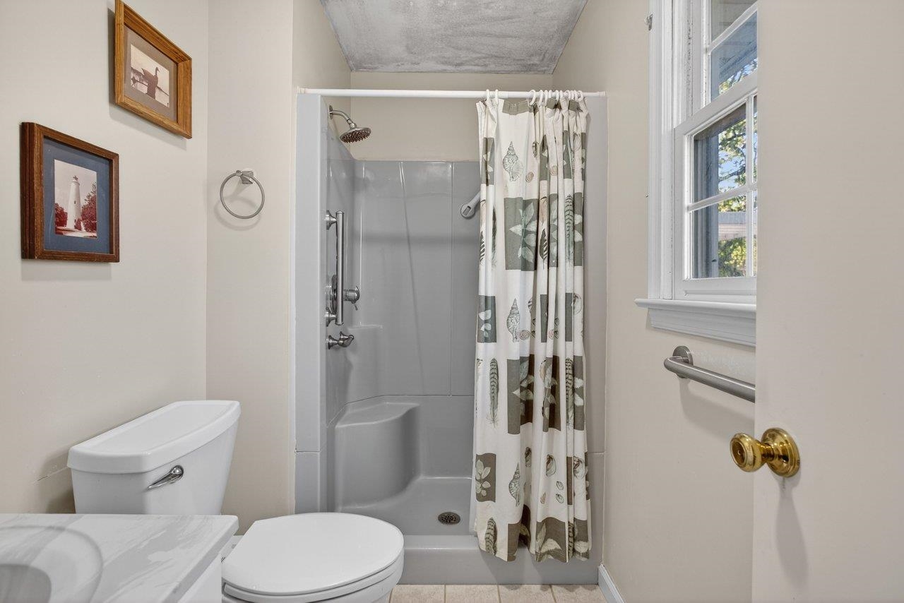 1341 Smithland Road Harrisonburg, VA 22802 - Photo 17 of 49 MASTER ENSUITE BATHROOM