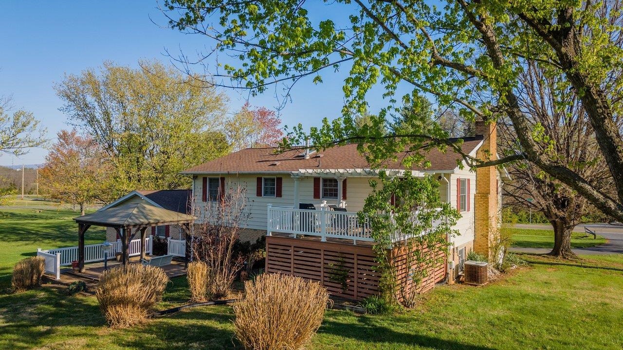 1341 Smithland Road Harrisonburg, VA 22802 - Photo 39 of 49