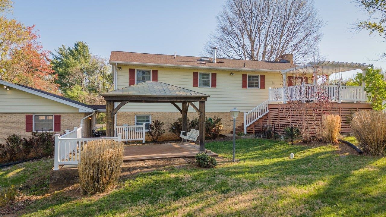 1341 Smithland Road Harrisonburg, VA 22802 - Photo 40 of 49