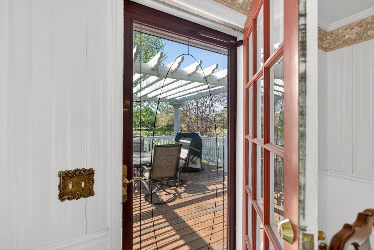 1341 Smithland Road Harrisonburg, VA 22802 - Photo 9 of 49