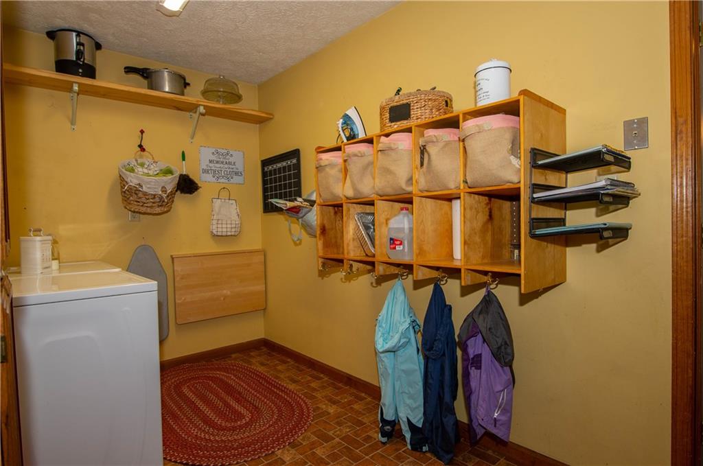 2295 Twinlake Road Morgantown, IN 46160 - Photo 13 of 37 Gallery Image 13