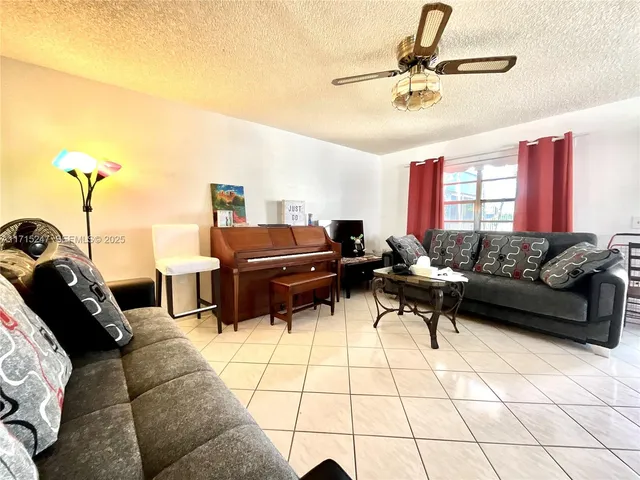 $1,450 | 371 Burgundy G, Unit H, Delray Beach, FL 33484