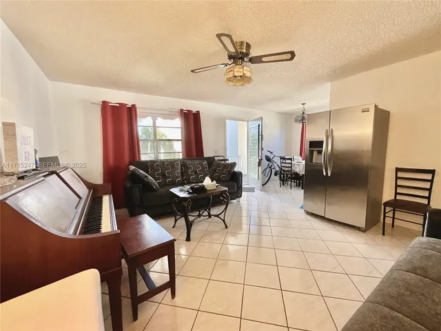 $1,450 | 371 Burgundy G, Unit H, Delray Beach, FL 33484