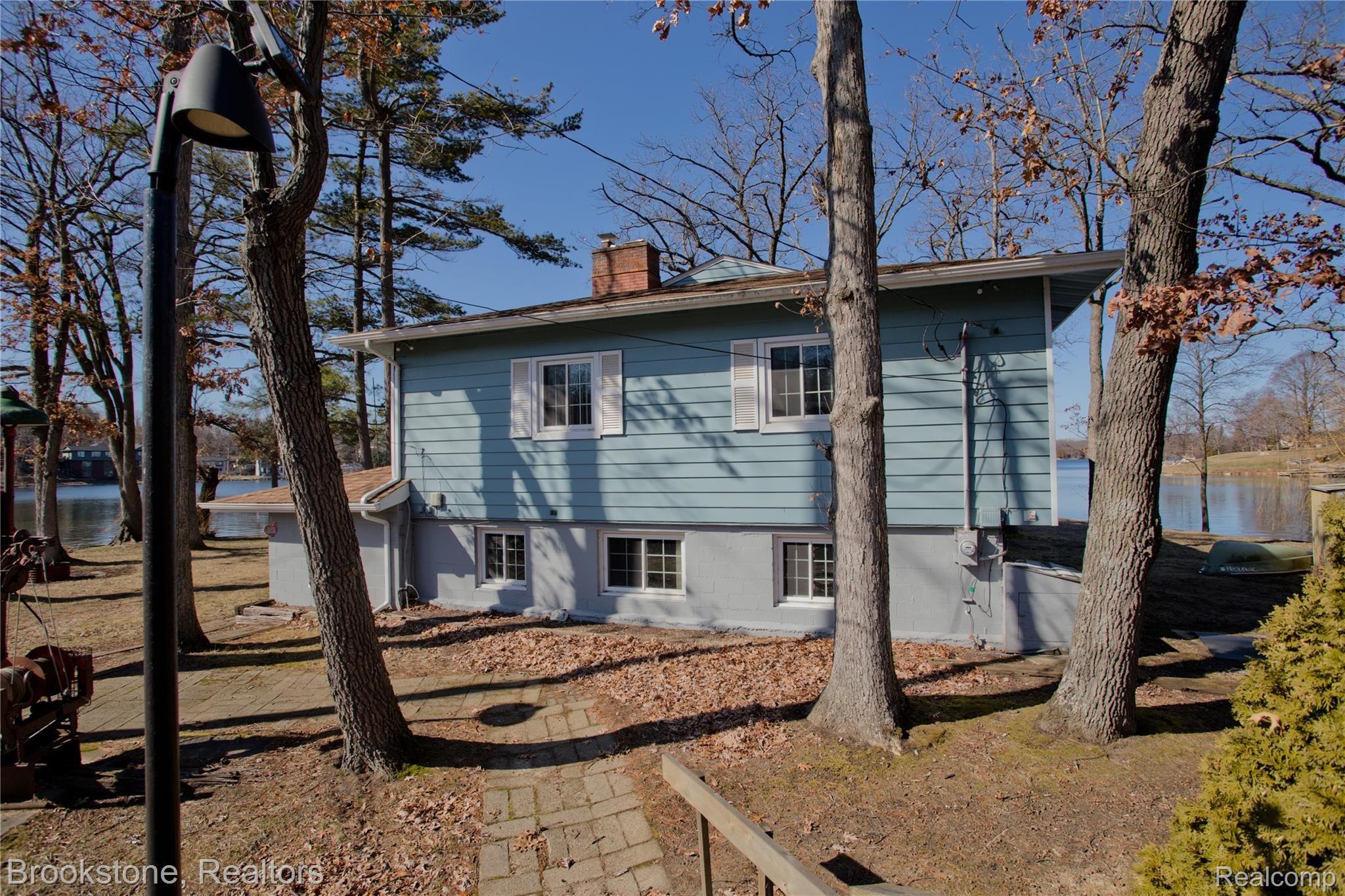 1675 Rochester Road Leonard, MI 48367 - Photo 13 of 62 rochesterlake_nick-6.jpg
