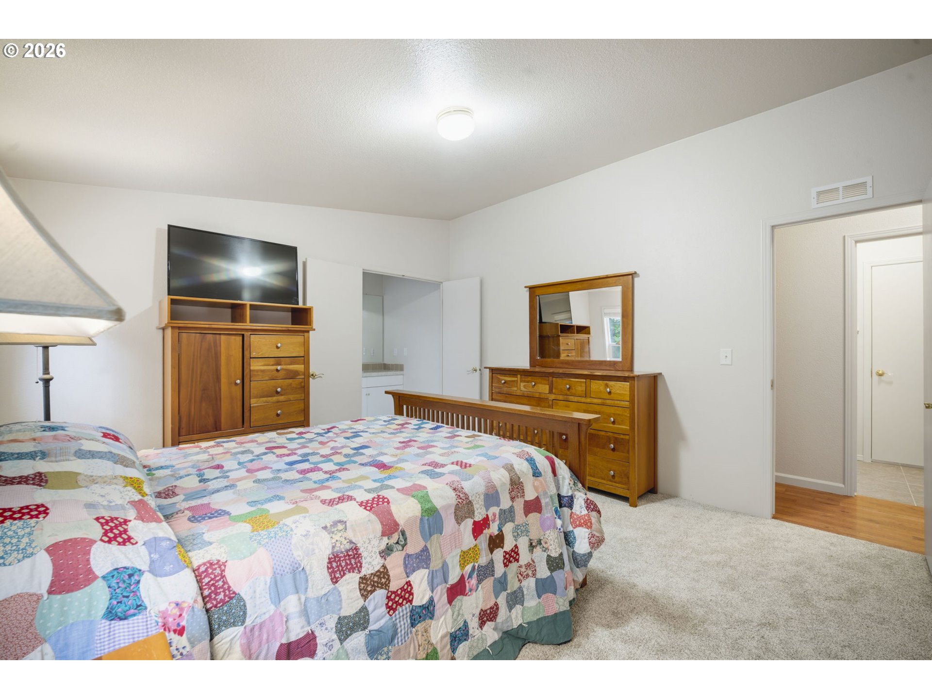 88686 Chapman Road Florence, OR 97439 - Photo 16 of 44 Bedroom, Owner's Suite