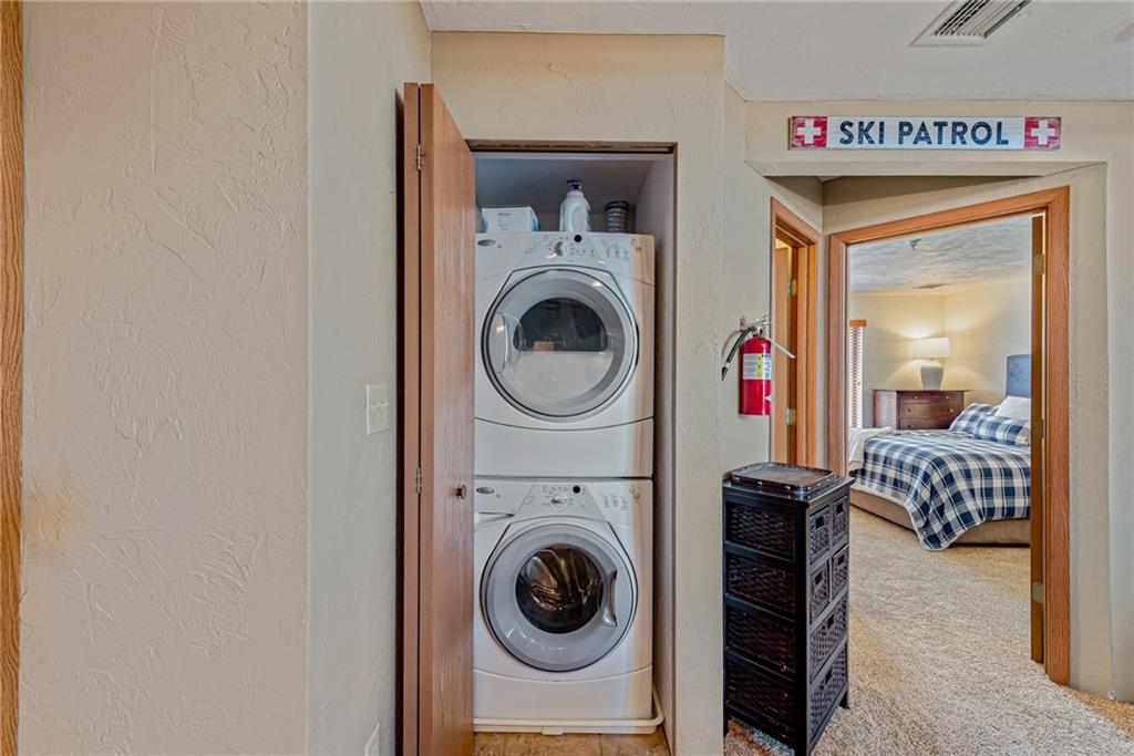 F7 Sunridge Road Champion, PA 15622 - Photo 14 of 25 a utility room with dryer and washer