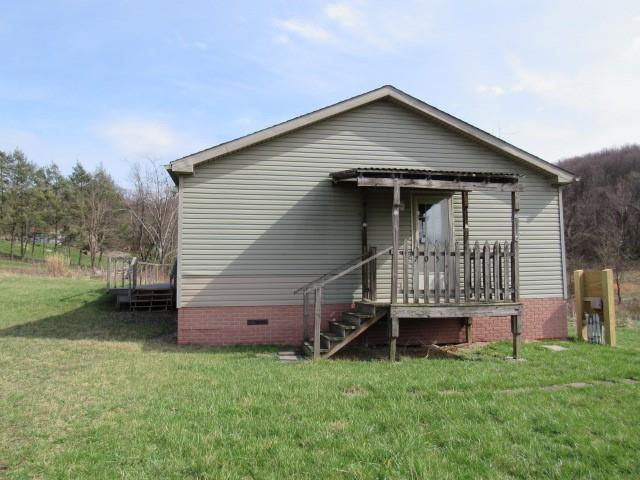 705 Petersburg Road Connellsville, PA 15425 - Photo 3 of 21