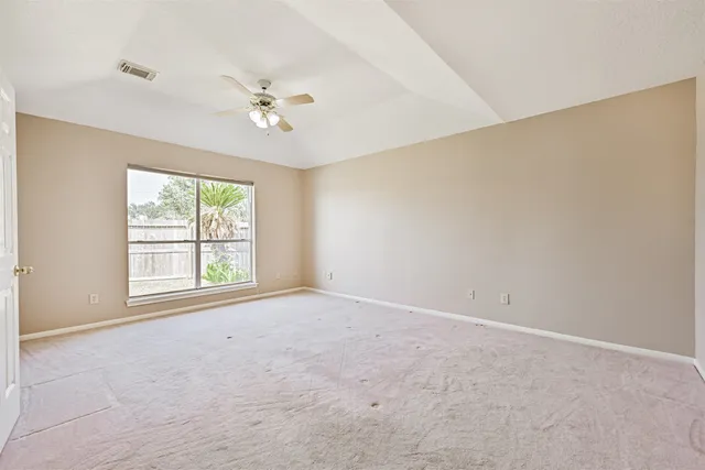 $2,700 | 4014 Ivywood Drive, Pearland, TX 77584