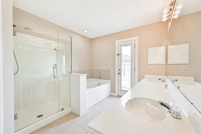 $2,700 | 4014 Ivywood Drive, Pearland, TX 77584