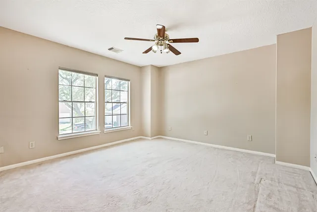 $2,700 | 4014 Ivywood Drive, Pearland, TX 77584