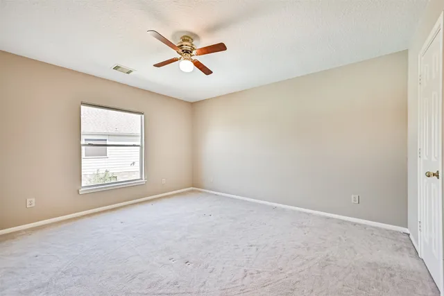 $2,700 | 4014 Ivywood Drive, Pearland, TX 77584