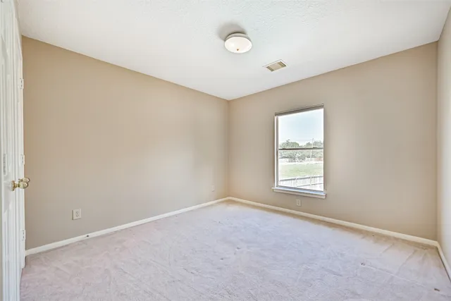 $2,700 | 4014 Ivywood Drive, Pearland, TX 77584