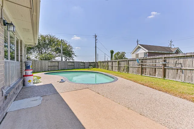 $2,700 | 4014 Ivywood Drive, Pearland, TX 77584
