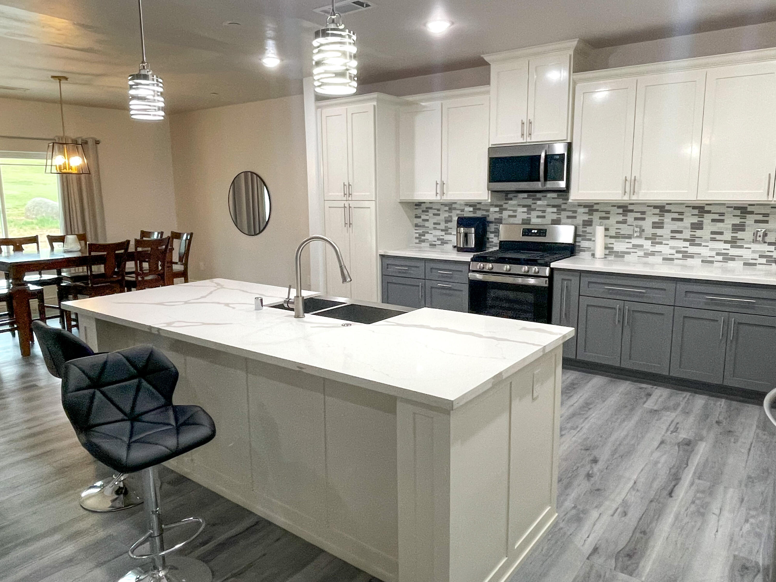 30885 Angus Loop Drive Springville, CA 93265 - Photo 5 of 20 13