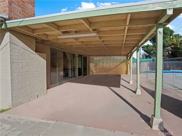 a outdoor space with lots of windows