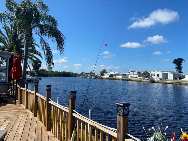 $229,900 | 520 Ideal Place, North Port, FL 34287