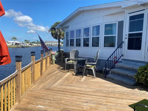 $229,900 | 520 Ideal Place, North Port, FL 34287